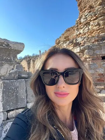 Фарида Алтундаг – ваш гид по незабываемым уголкам Турции!